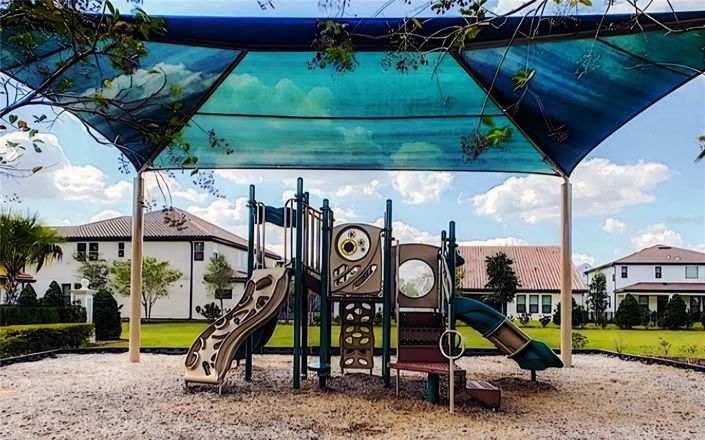 Image No.77-6 Bed Property for sale