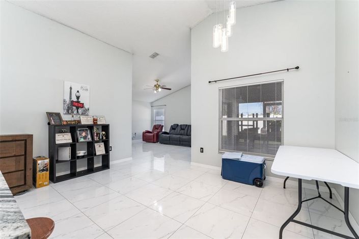 Image No.8-Propriété de 3 chambres à vendre à Kissimmee