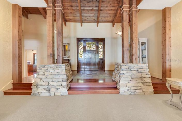 Image No.15-4 Bed Property for sale