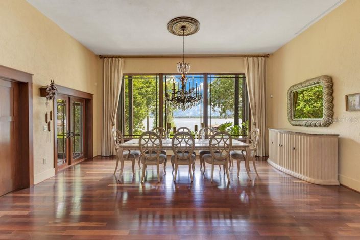 Image No.18-4 Bed Property for sale