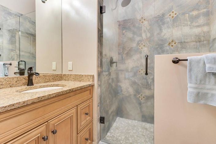 Image No.37-4 Bed Property for sale