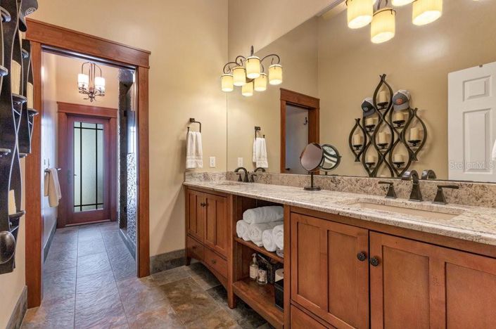 Image No.39-4 Bed Property for sale