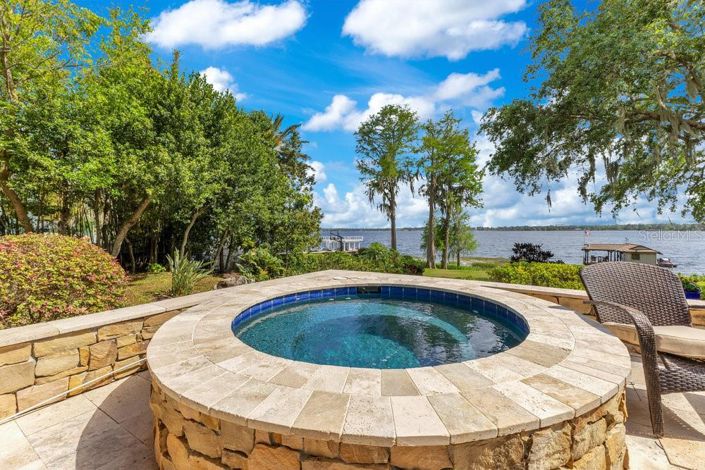 Image No.56-4 Bed Property for sale