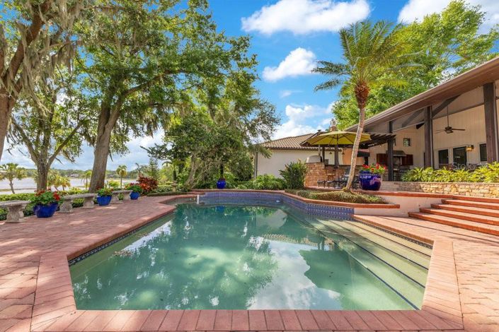 Image No.61-4 Bed Property for sale