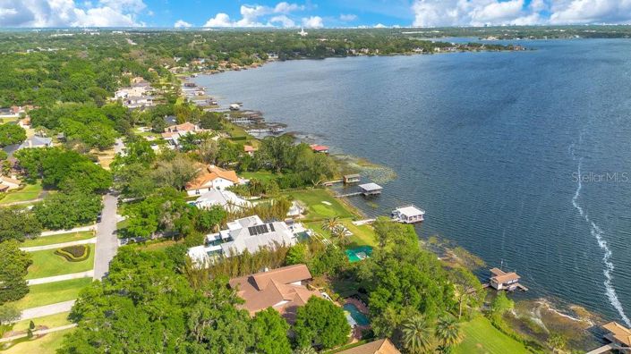 Image No.87-4 Bed Property for sale