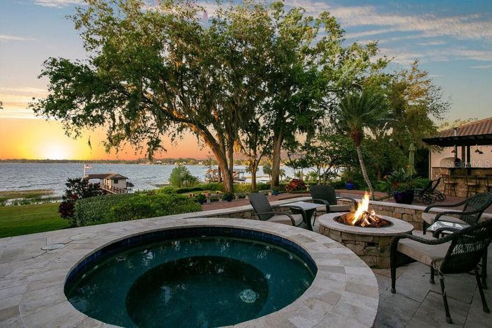 Image No.91-4 Bed Property for sale