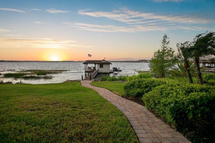 Image No.92-4 Bed Property for sale