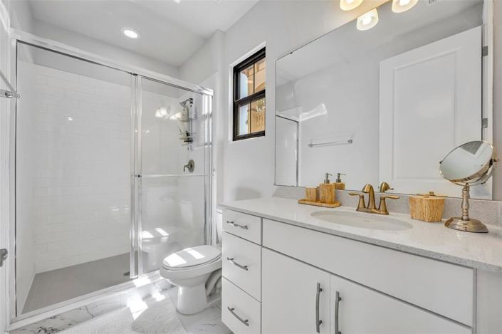 Image No.49-5 Bed Property for sale