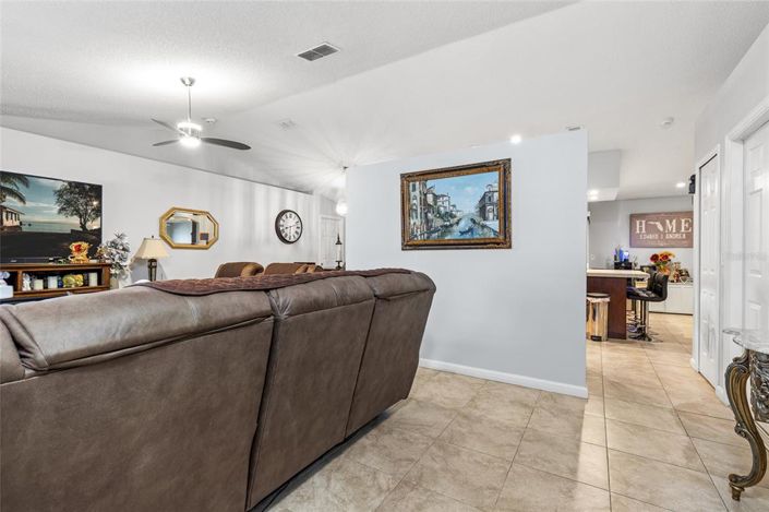 Image No.9-Propriété de 3 chambres à vendre à Kissimmee