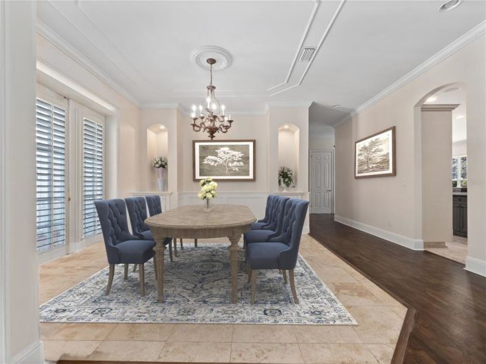 Image No.3-5 Bed Property for sale