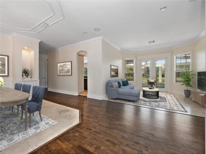 Image No.4-5 Bed Property for sale