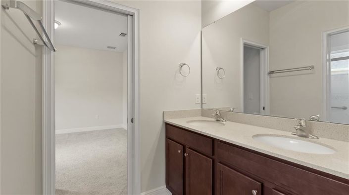 Image No.49-Propriété de 4 chambres à vendre à Windermere