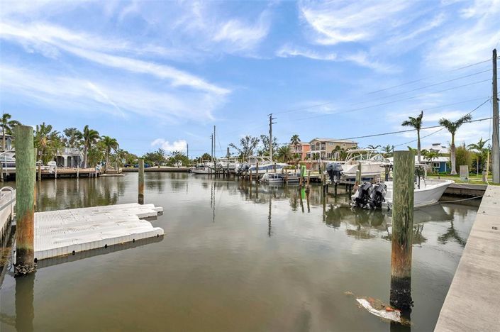 Image No.10-Propriété de 3 chambres à vendre à Holmes Beach