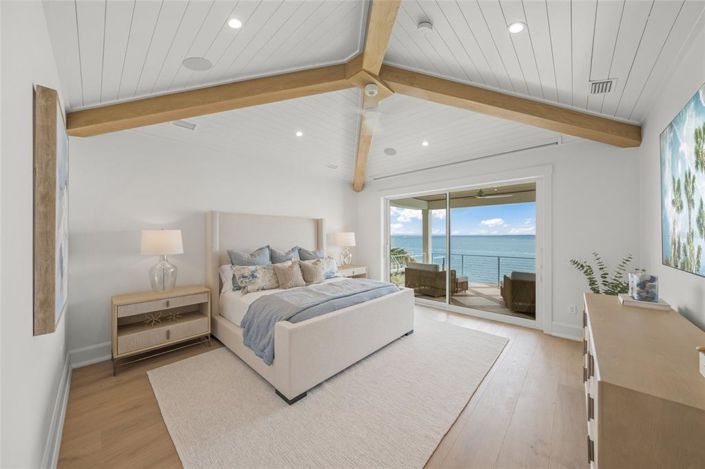 Image No.14-5 Bed Property for sale