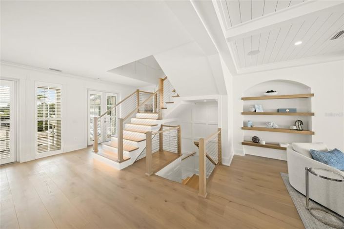 Image No.26-5 Bed Property for sale