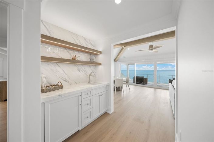 Image No.27-5 Bed Property for sale