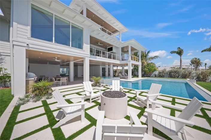 Image No.45-5 Bed Property for sale