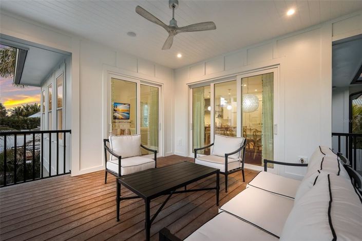 Image No.23-6 Bed Property for sale