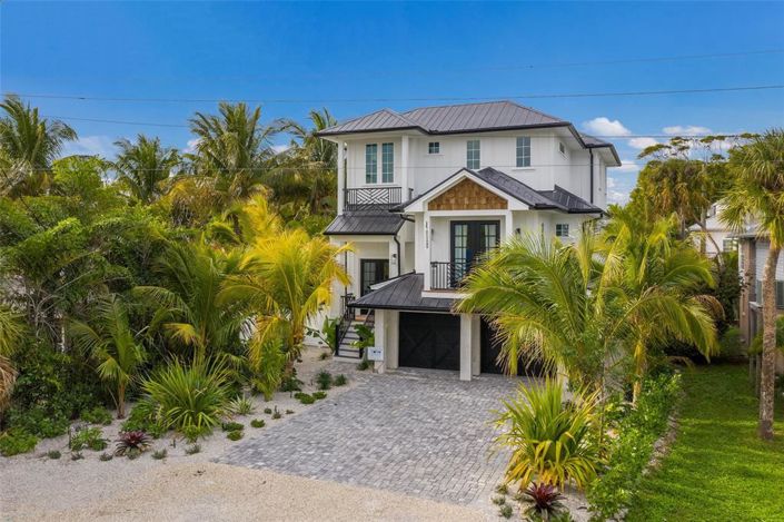 Image No.49-6 Bed Property for sale