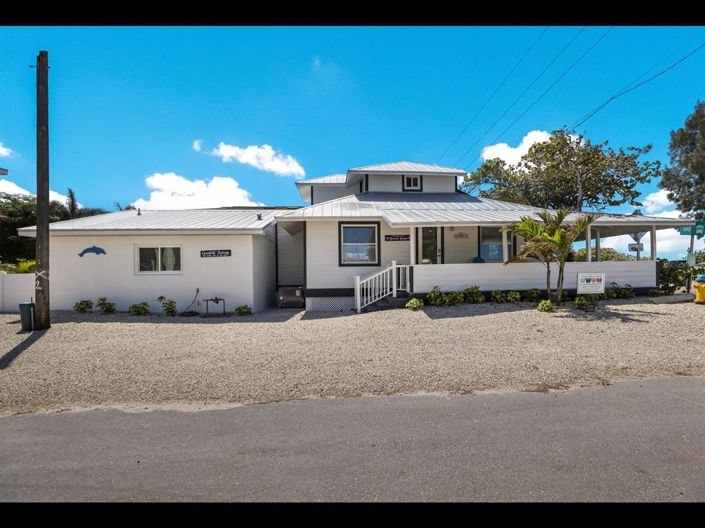 Image No.1-4 Bed Property for sale
