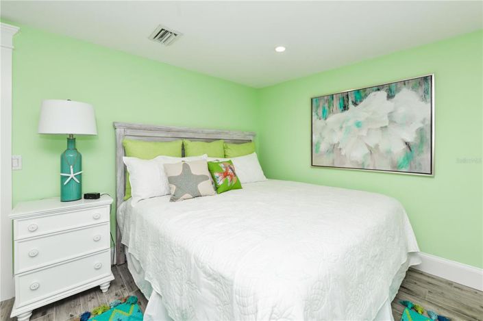 Image No.19-4 Bed Property for sale