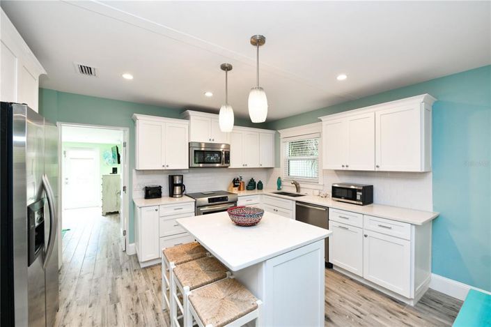 Image No.20-4 Bed Property for sale