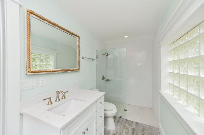 Image No.29-4 Bed Property for sale