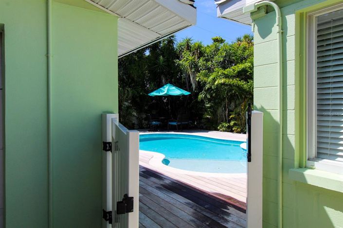 Image No.38-4 Bed Property for sale