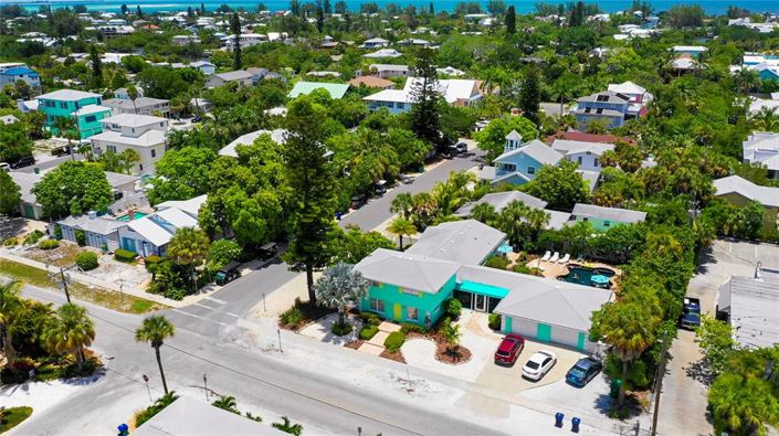 Image No.49-4 Bed Property for sale