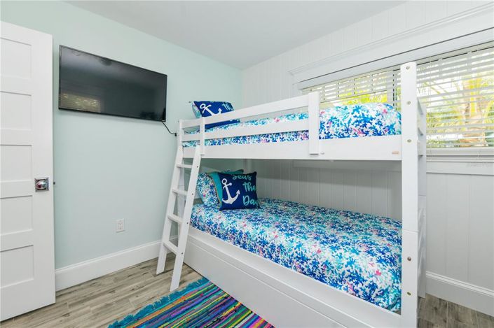 Image No.7-4 Bed Property for sale