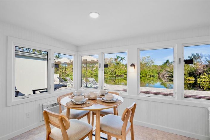 Image No.12-4 Bed Property for sale