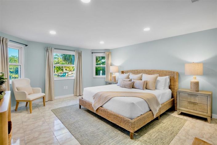 Image No.17-4 Bed Property for sale