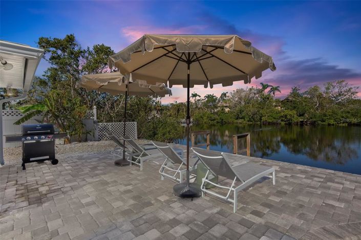 Image No.2-4 Bed Property for sale