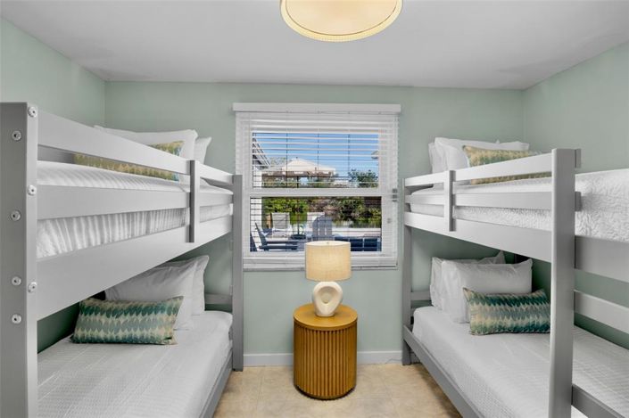 Image No.23-4 Bed Property for sale