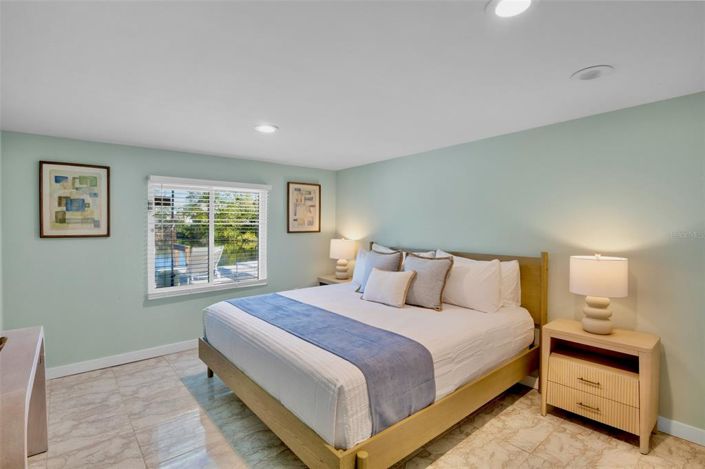 Image No.26-4 Bed Property for sale