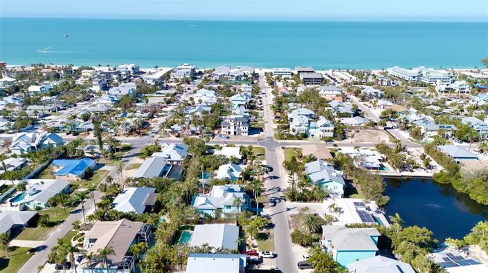 Image No.37-4 Bed Property for sale