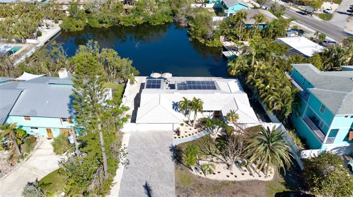 Image No.43-4 Bed Property for sale