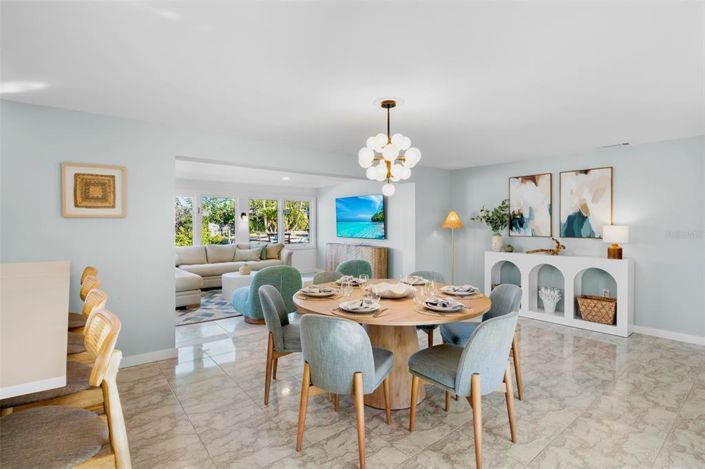 Image No.8-4 Bed Property for sale