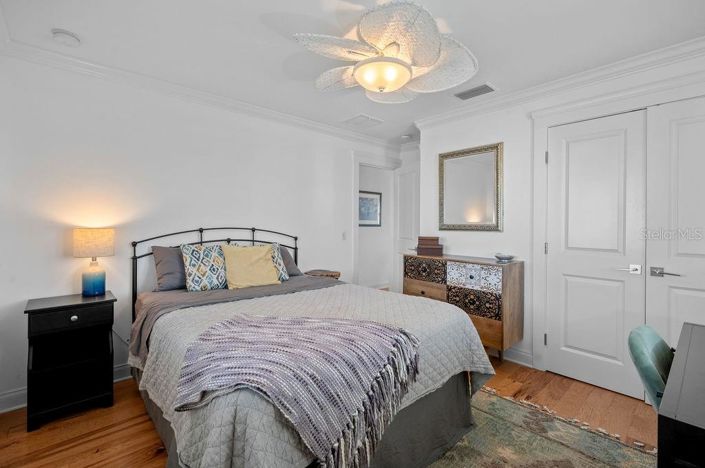 Image No.38-4 Bed Property for sale