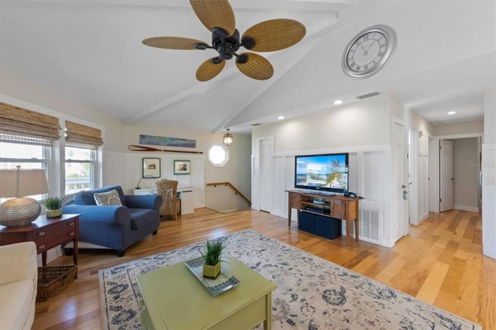 Image No.7-Propriété de 2 chambres à vendre à Holmes Beach