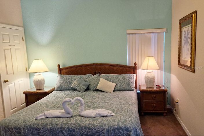 Image No.19-4 Bed Property for sale