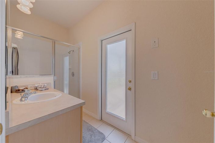 Image No.22-4 Bed Property for sale