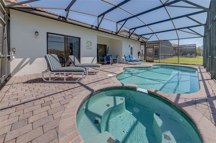 Image No.3-4 Bed Property for sale