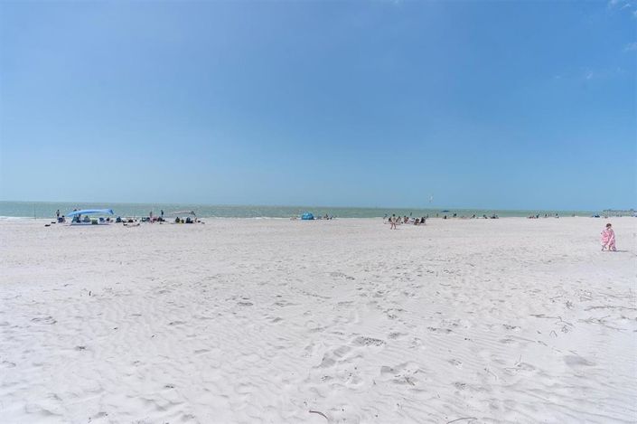 Image No.44-Maison de ville de 2 chambres à vendre à Treasure Island