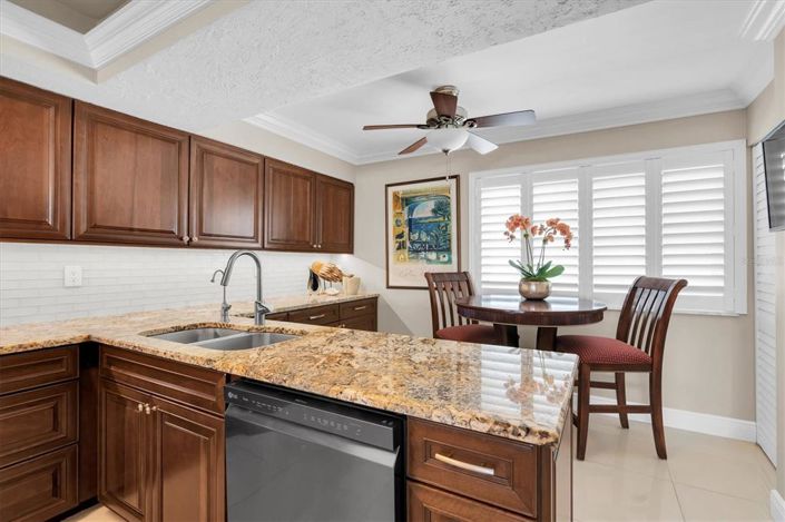 Image No.8-Maison de ville de 2 chambres à vendre à Treasure Island