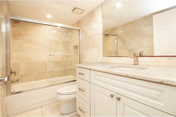 Image No.29-Maison de ville de 2 chambres à vendre à Treasure Island