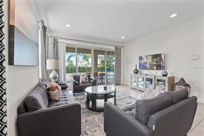 fa005713