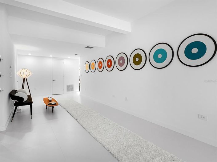 Image No.12-4 Bed Property for sale