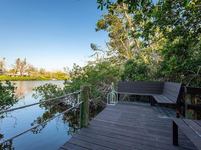 Image No.61-4 Bed Property for sale