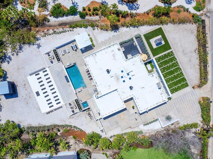 Image No.65-4 Bed Property for sale